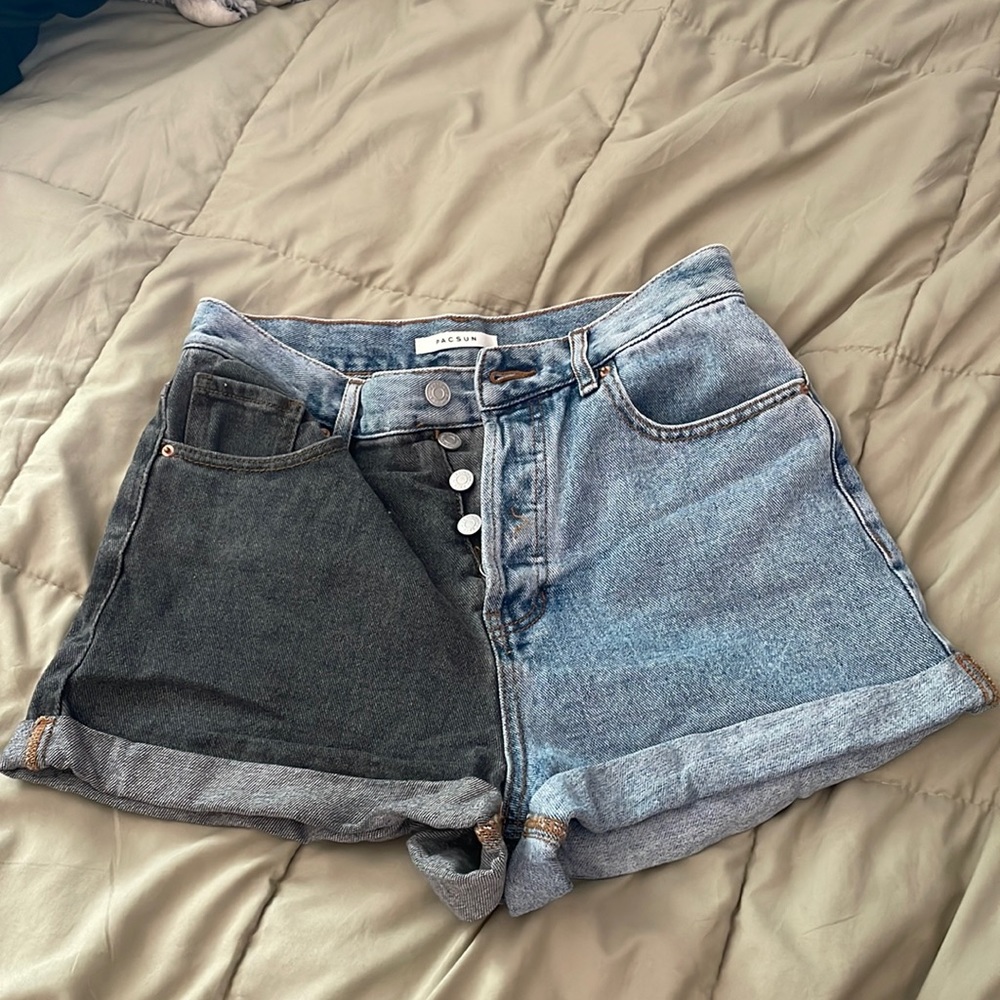 two toned pacsun shorts : size 28